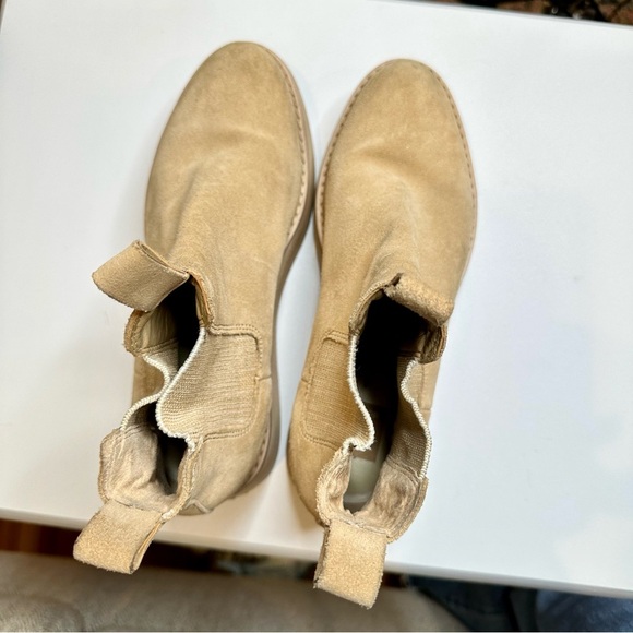 Dolce Vita Arlete Chelsea Pull-on Boots in Mushroom Suede Size 7.5 - Picture 6 of 6